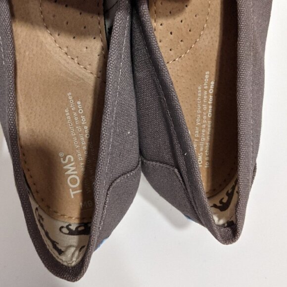 TOMS New! Toms Grey Ash Canvas Loafers Size 9.5 @s1 main image 8